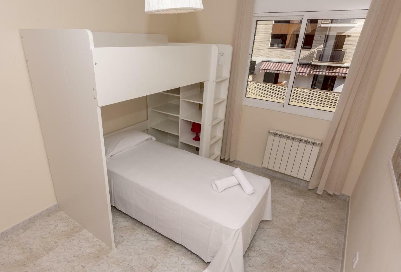 Homeholidaysrentals Salvador Pineda de Mar Extérieur photo
