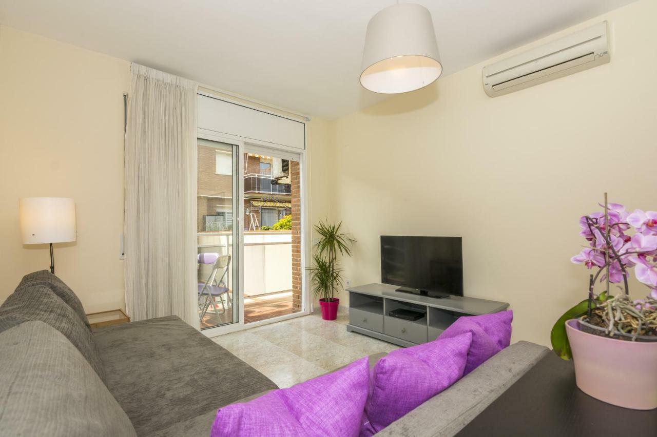 Homeholidaysrentals Salvador Pineda de Mar Extérieur photo