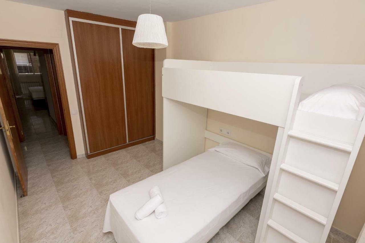 Homeholidaysrentals Salvador Pineda de Mar Extérieur photo