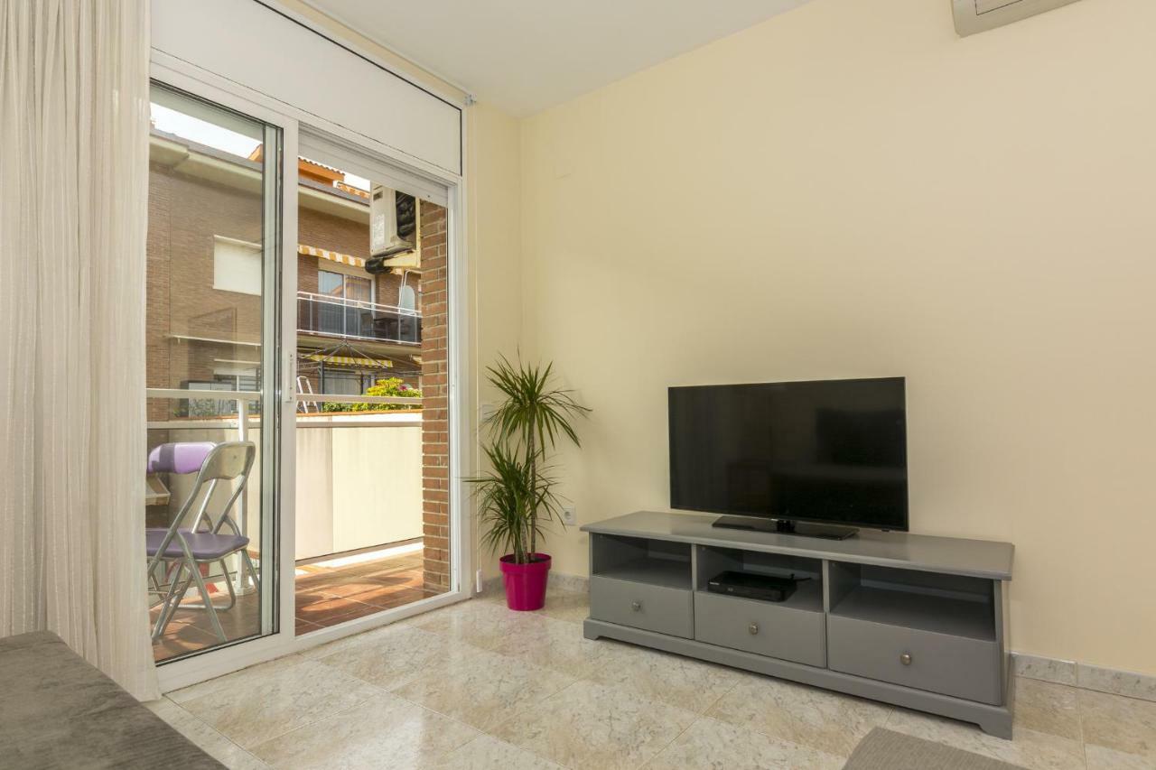 Homeholidaysrentals Salvador Pineda de Mar Extérieur photo